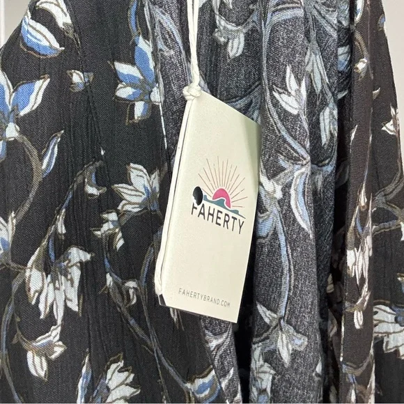 New Faherty Dakota Dress - Picture 10 of 14